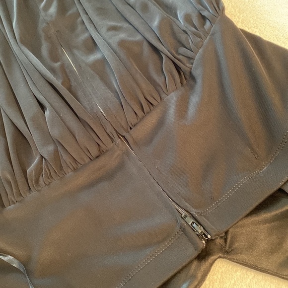 Mebon dress rhinestone and sequin embellishments sleeveless Size medium NWT - Picture 6 of 9